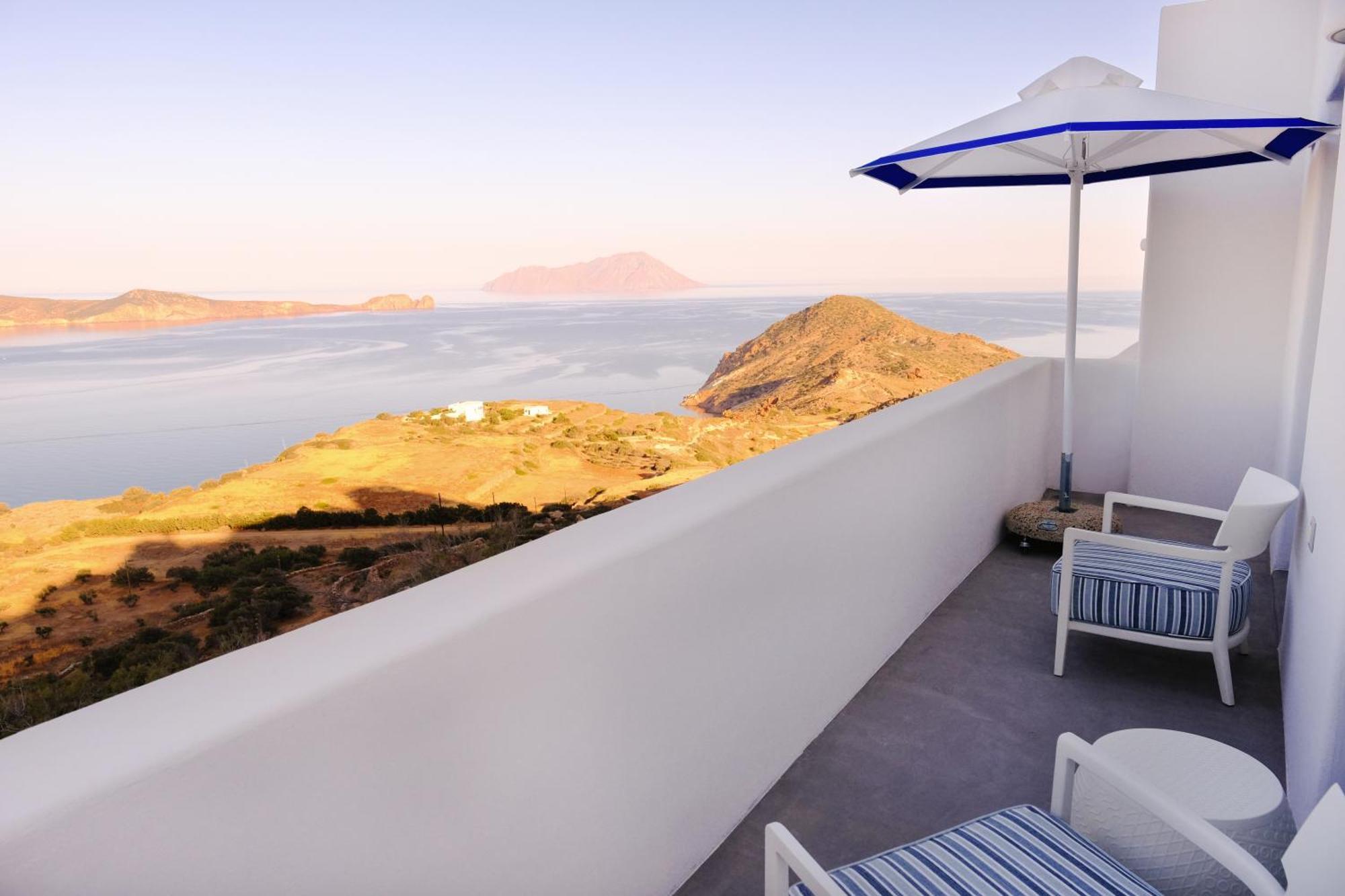 Odyssey Rock Milos Sunset Suites Plaka  Exteriér fotografie